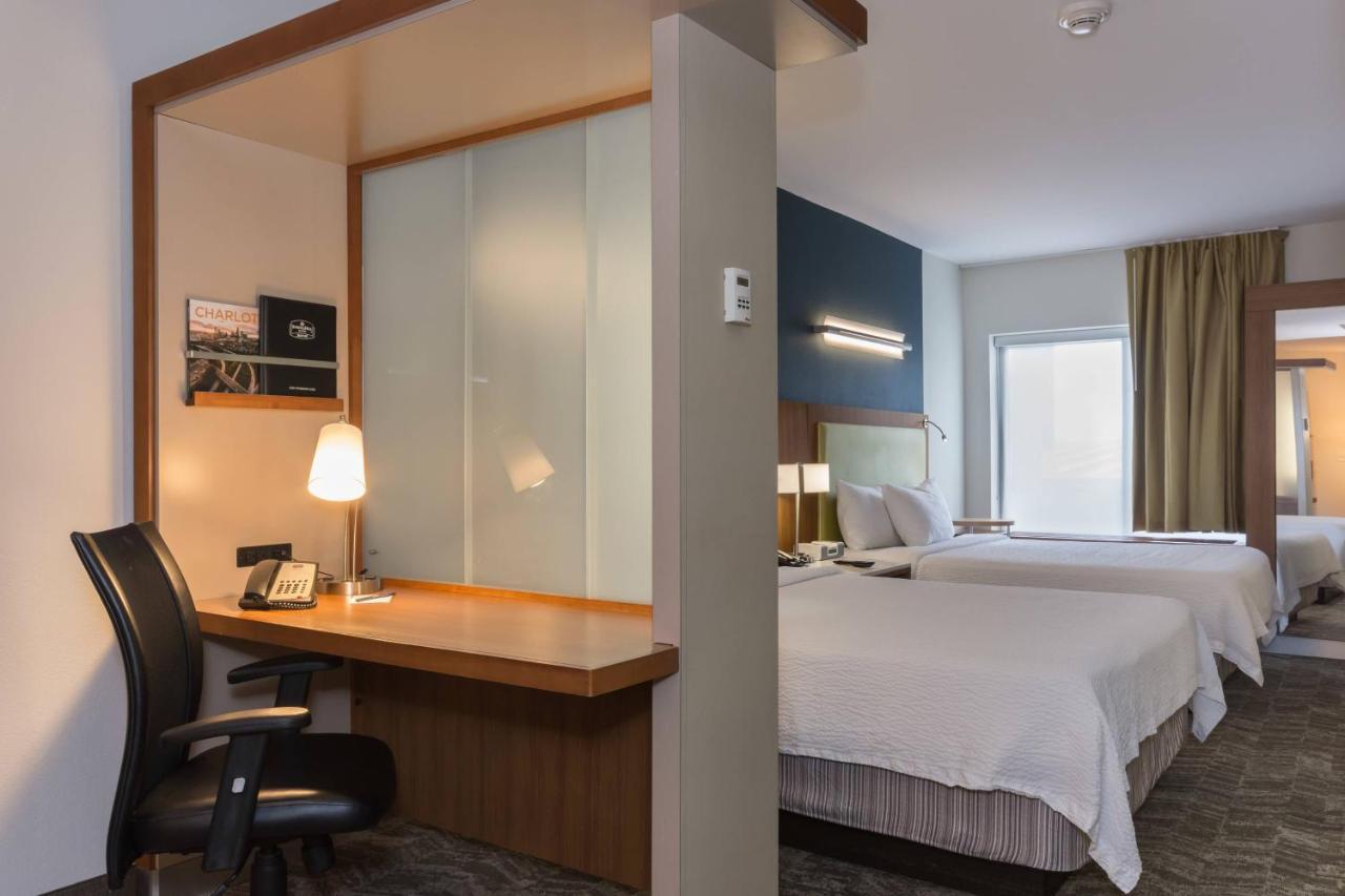 Springhill Suites By Marriott Charlotte Балантайн Екстериор снимка