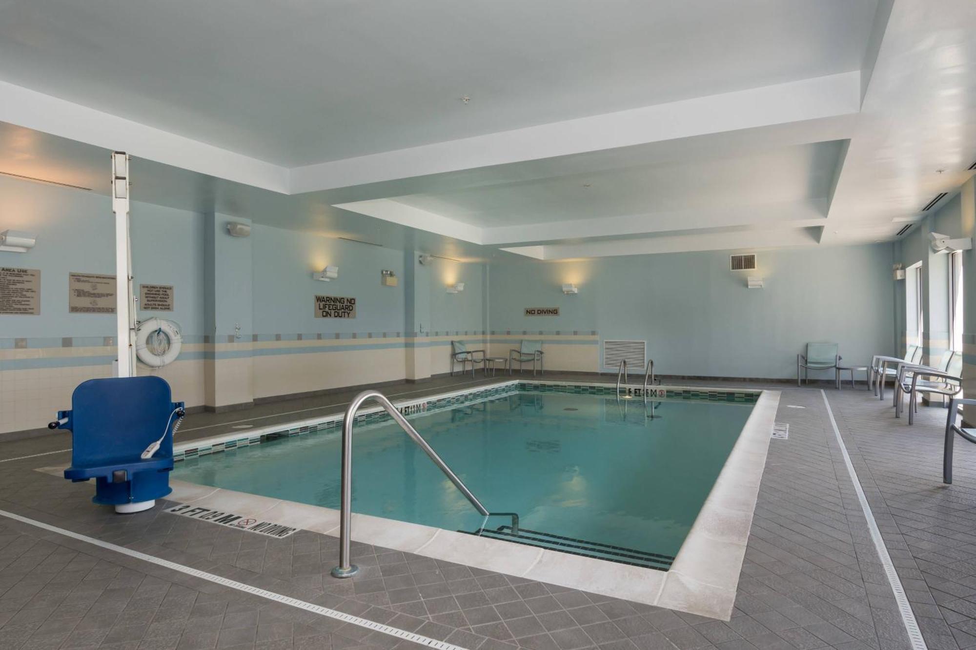Springhill Suites By Marriott Charlotte Балантайн Екстериор снимка