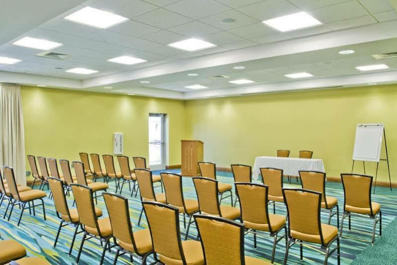 Springhill Suites By Marriott Charlotte Балантайн Екстериор снимка