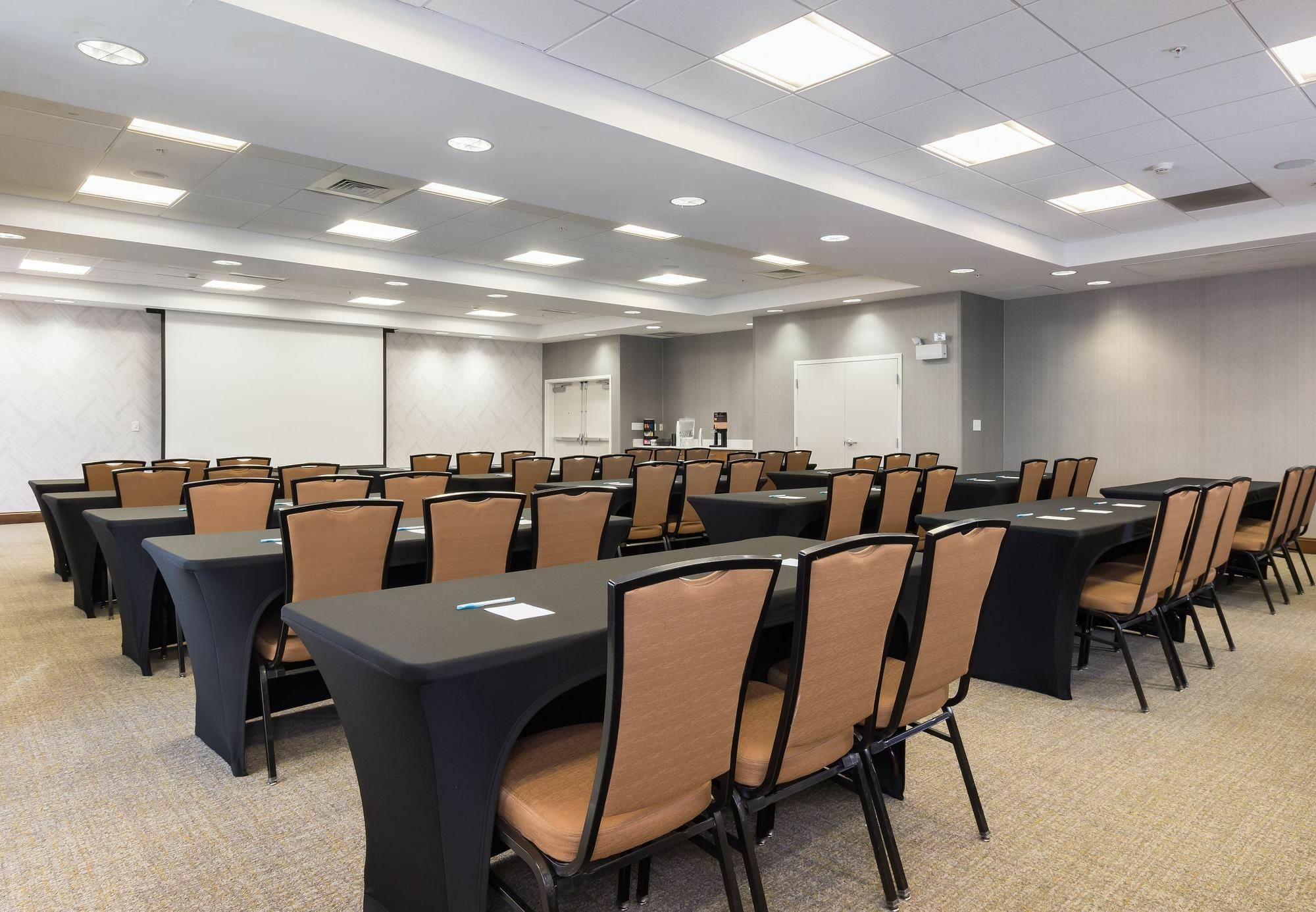 Springhill Suites By Marriott Charlotte Балантайн Екстериор снимка