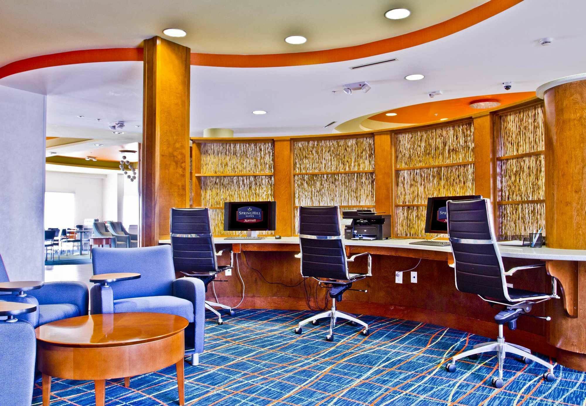 Springhill Suites By Marriott Charlotte Балантайн Екстериор снимка